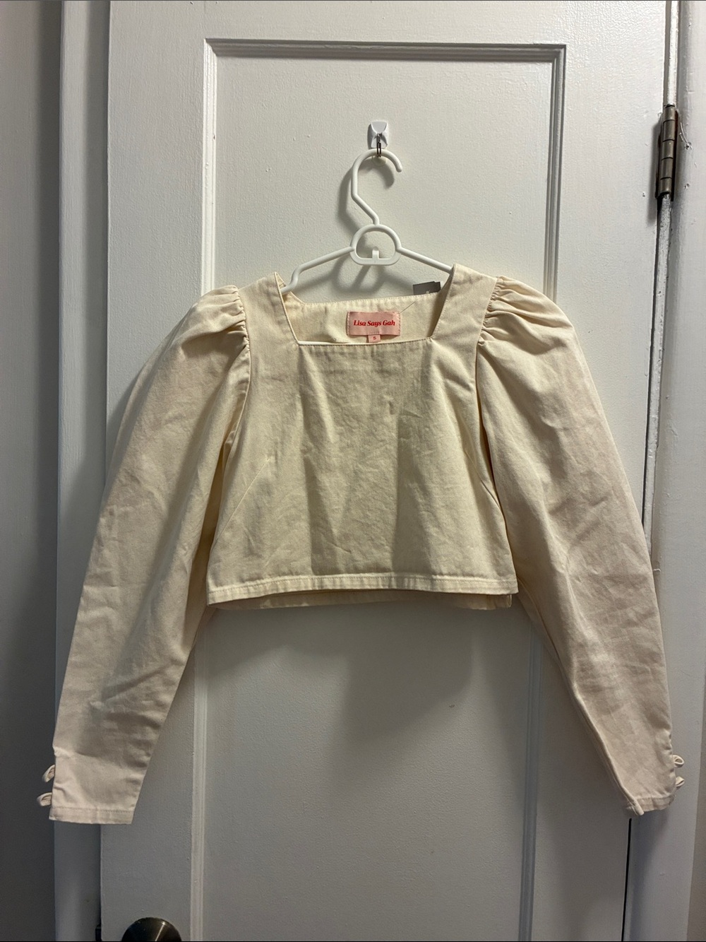 Lisa Says Gah Cream Puff-Sleeve Long-Sleeve Crop Top for Kids